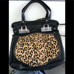 B Makowski Leather Bag